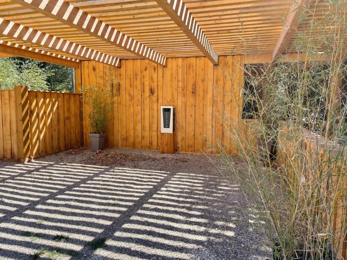 Lodges En Provence - Ecogites & Restaurant Insolites Richerenches Exterior photo